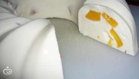 Ленивый кекс с персиками