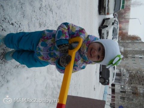 Комбинезон для моей стрекозюли))))) ну, и шапочка туда же...