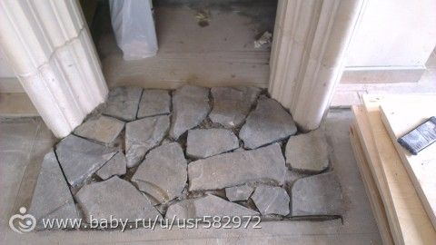 Началась весна - наша стройка сдвинулась с места.