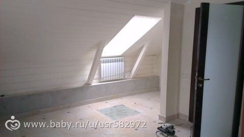 Началась весна - наша стройка сдвинулась с места.