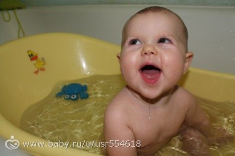 Нам 10 месяцев)
