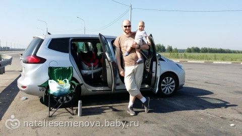 Путешествие в Ростов, или Тыща километров в машине с ребенком (много текста и фото))