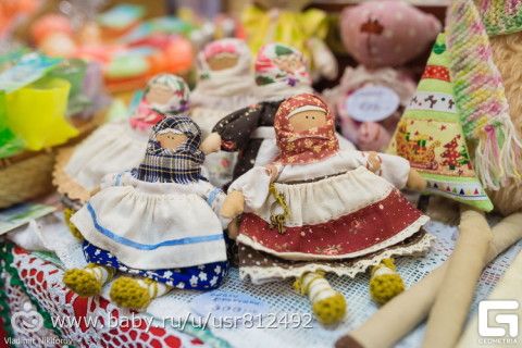 Небольшой фотоотчет с предновогодней выставки-продажи