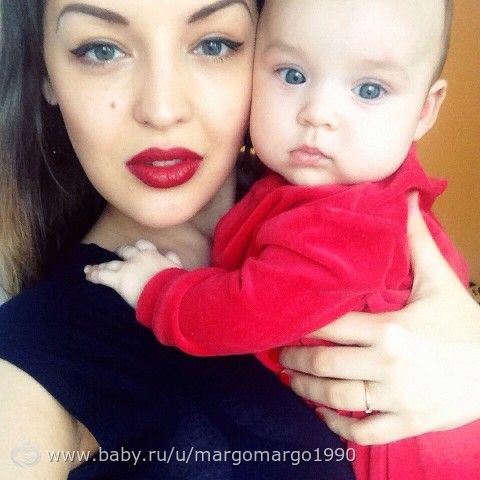 Дени- полгодика... Софи- 2,5 г. А мне скоро 25 ) Немного о нас. Точнее много)) фоточки