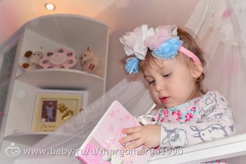 Дени- полгодика... Софи- 2,5 г. А мне скоро 25 ) Немного о нас. Точнее много)) фоточки