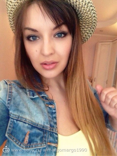 Дени- полгодика... Софи- 2,5 г. А мне скоро 25 ) Немного о нас. Точнее много)) фоточки