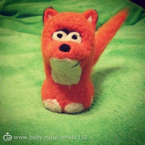 Лисичка из шерсти