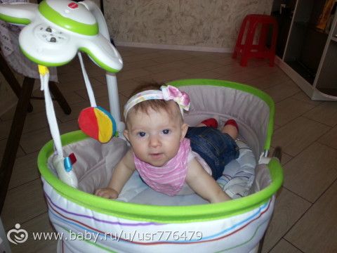 Нам уже 4 месяца! Как быстро летит время)))