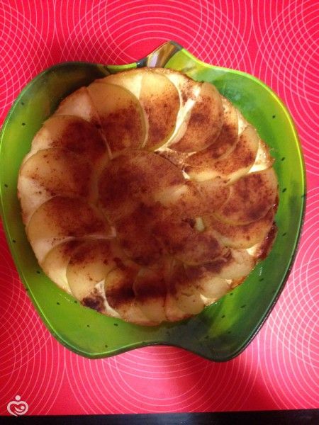 Творожная запеканка с яблоками и корицей Творожная запеканка с яблоками и корицей