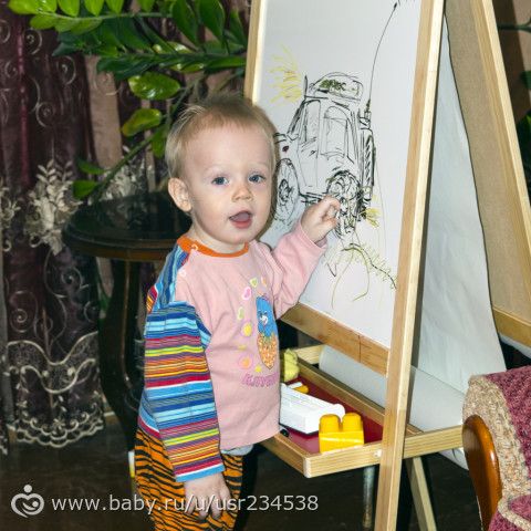 Вот и мы стали полуторогодовашками! (много букв и фото)